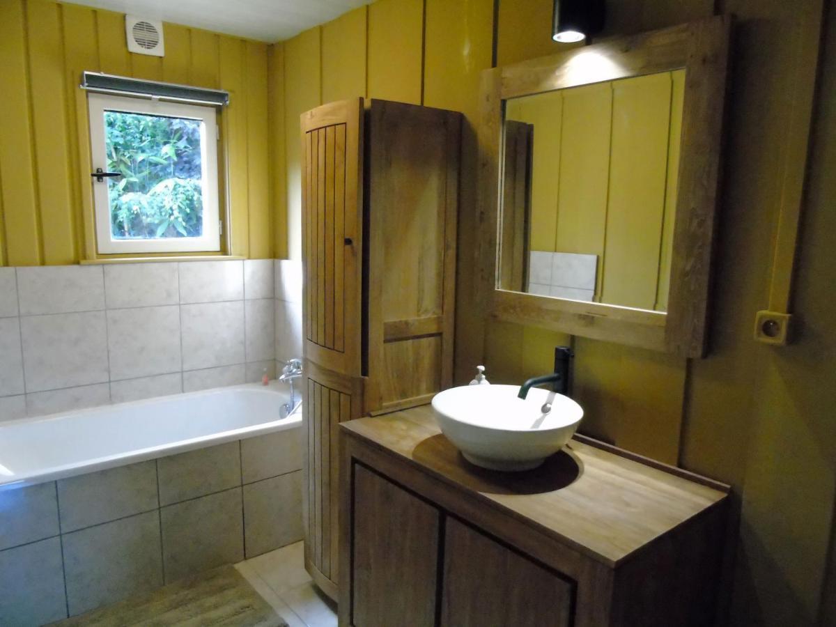 Maison L'Hirondelle Rustique A Tournavaux Kültér fotó